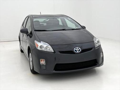 2010 Toyota Prius III