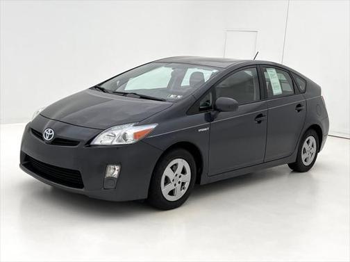 2010 Toyota Prius III