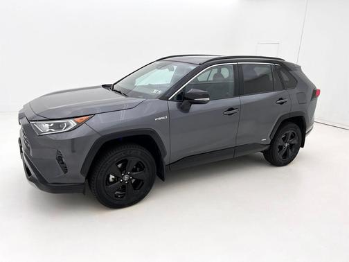 2019 Toyota RAV4 Hybrid SE