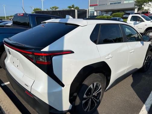 2024 Toyota bZ4X XLE