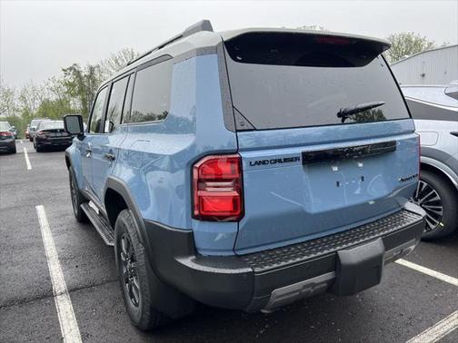 2025 Toyota Land Cruiser Base