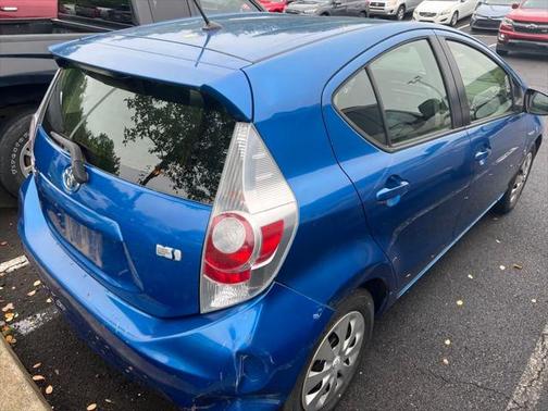 2014 Toyota Prius c Two