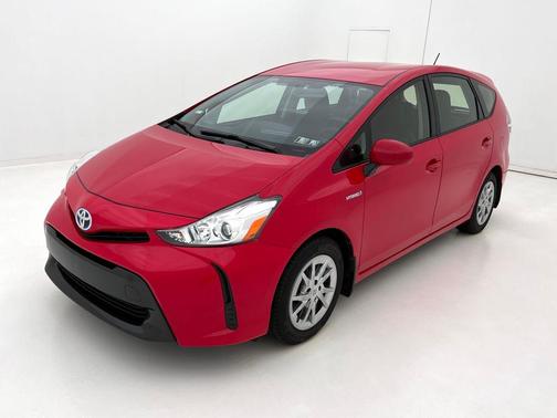 2016 Toyota Prius v Two