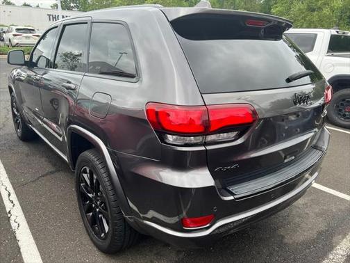 2017 Jeep Grand Cherokee Altitude