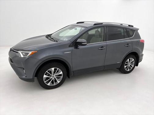 2017 Toyota RAV4 Hybrid XLE
