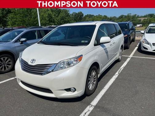 2015 Toyota Sienna XLE