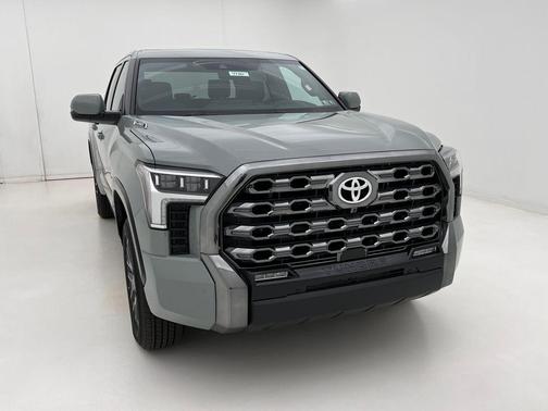 2026 Toyota Tundra Hybrid Platinum