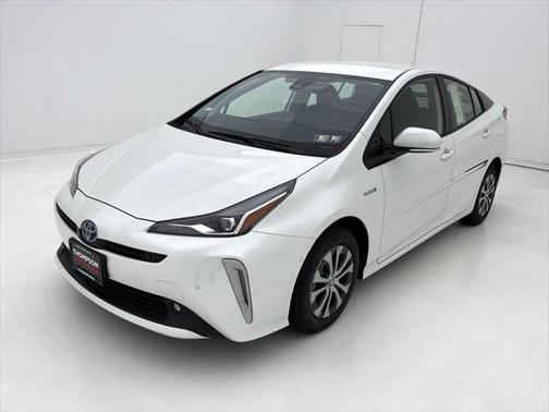 2020 Toyota Prius LE