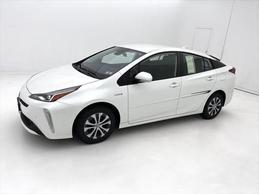 2020 Toyota Prius LE
