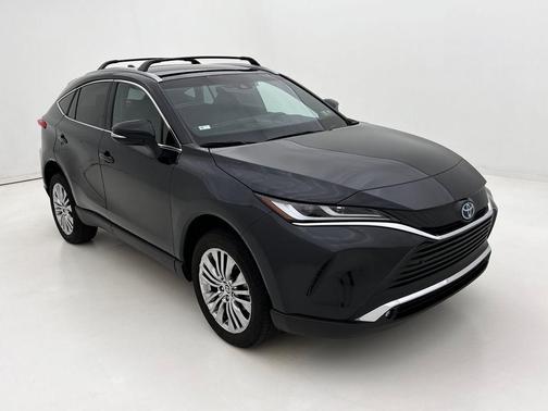 2024 Toyota Venza XLE