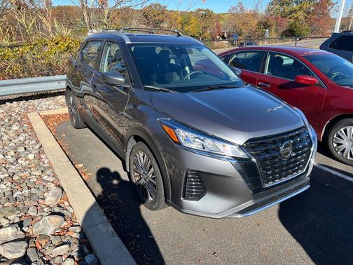 2021 Nissan Kicks SV