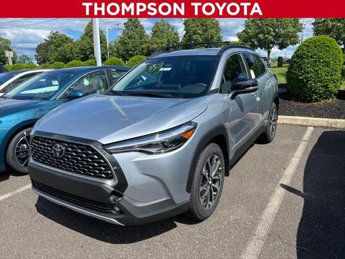 2025 Toyota Corolla Cross XLE