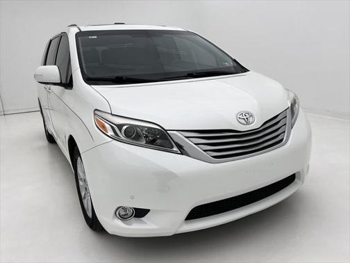 2015 Toyota Sienna SE