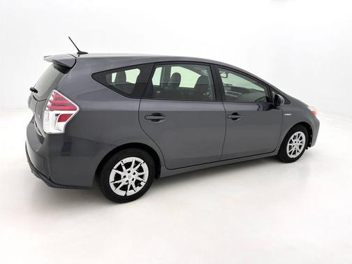 2015 Toyota Prius v Four
