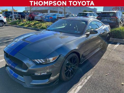2016 Ford Shelby GT350 Base