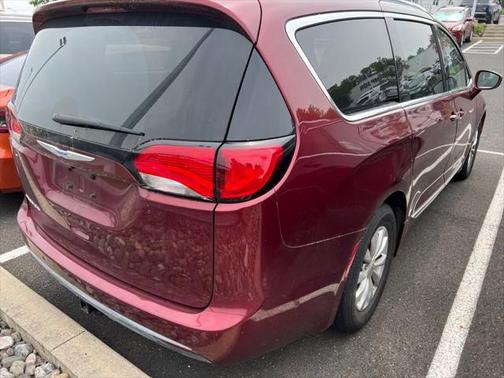 2018 Chrysler Pacifica Touring-L