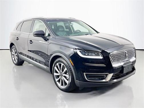 2019 Lincoln Nautilus Select