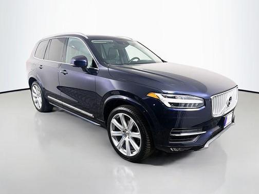 Magic Blue Metallic 2019 Volvo XC90 T6 Inscription