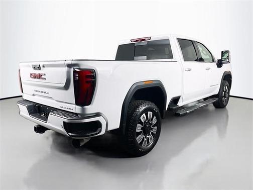 2024 GMC Sierra 2500 Denali