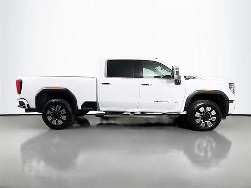 2024 GMC Sierra 2500 Denali