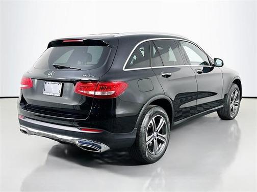 2017 Mercedes-Benz GLC 300 Base 4MATIC