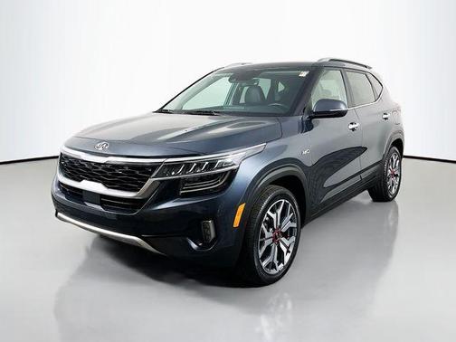 Gravity Gray 2021 Kia Seltos SX