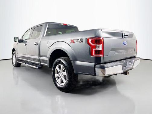 Black 2018 Ford F-150 XLT