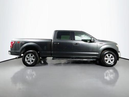 Black 2018 Ford F-150 XLT