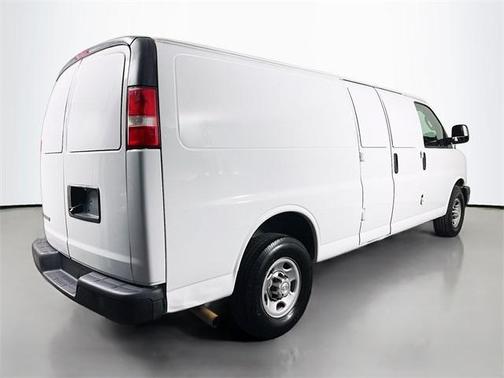 2017 Chevrolet Express 2500 Work Van