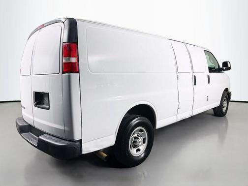 2017 Chevrolet Express 2500 Work Van