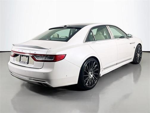 2017 Lincoln Continental Reserve