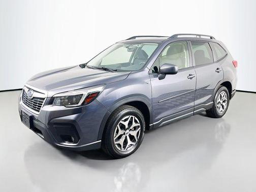 Magnetite Gray Metallic 2021 Subaru Forester Premium