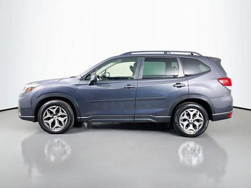 Magnetite Gray Metallic 2021 Subaru Forester Premium