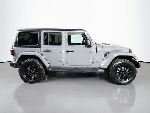 Sting Gray Clearcoat 2022 Jeep Wrangler Unlimited 4xe Sahara
