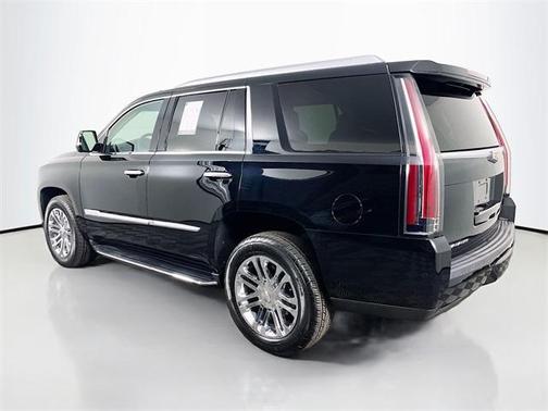 2016 Cadillac Escalade Standard