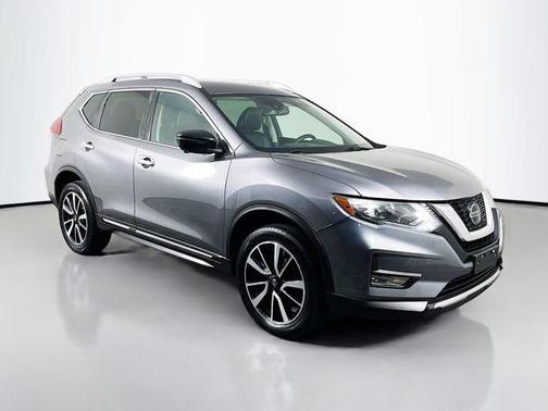 Gun Metallic 2020 Nissan Rogue SL