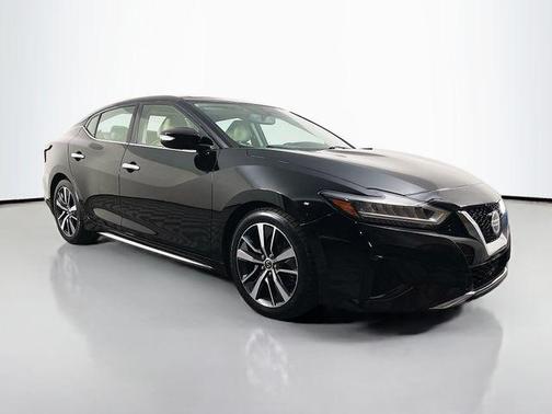 Black 2019 Nissan Maxima 3.5 SL