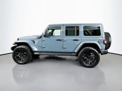 Anvil Clearcoat 2025 Jeep Wrangler 4xe Sahara