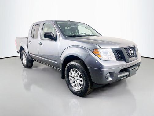 Gun Metallic 2018 Nissan Frontier SV