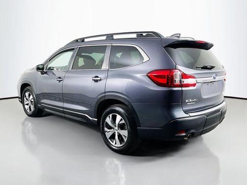 Magnetite Gray Metallic 2022 Subaru Ascent Premium 7-Passenger