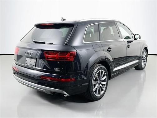 2017 Audi Q7 3.0T Premium Plus