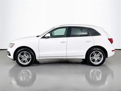 2017 Audi Q5 2.0T Premium Plus
