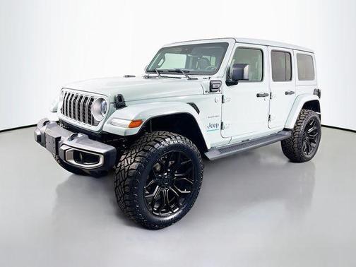 Earl Clearcoat 2024 Jeep Wrangler 4xe Sahara