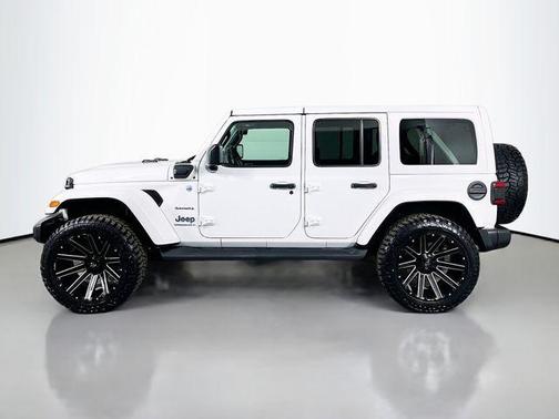 Bright White Clearcoat 2023 Jeep Wrangler 4xe Sahara