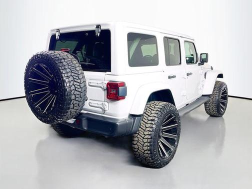 Bright White Clearcoat 2024 Jeep Wrangler 4xe Sahara