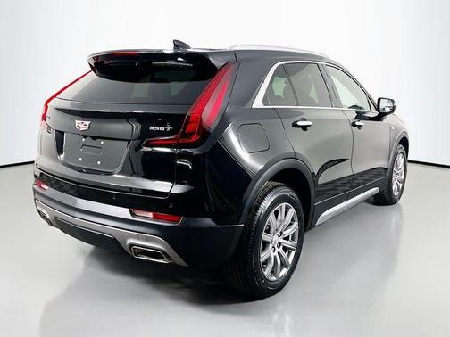 Stellar Black Metallic 2023 Cadillac XT4 Premium Luxury