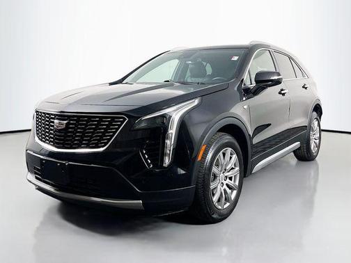Stellar Black Metallic 2023 Cadillac XT4 Premium Luxury