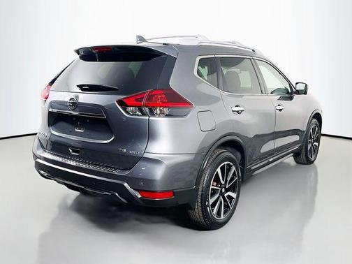 Gun Metallic 2020 Nissan Rogue SL