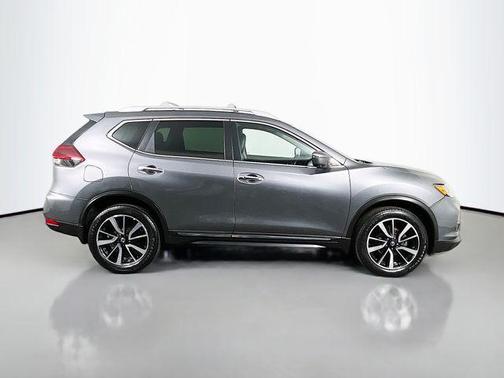 Gun Metallic 2020 Nissan Rogue SL