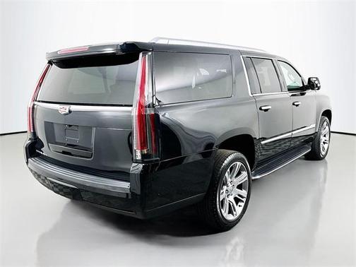 2020 Cadillac Escalade ESV Luxury